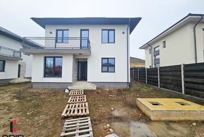 Vila 4 camere Pantelimon Vecinatate Padure pe Ambele Laturi - 1