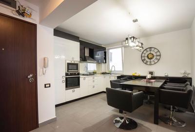 Apartament ULTRACENTRAL Republicii 2 camere - 3