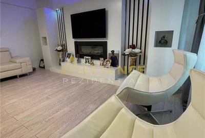 Apartament cu 3 camere decomandat, mobilat în Central