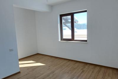 CASA 4 CAMERE CU SUPRAFATA GENEROASA IN  STIL NEOROMANESC - 31