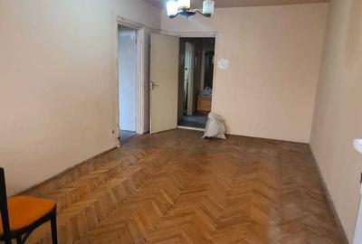 Apartament 2 camere Iancului Nemobilat, bloc Risc 2 - 2