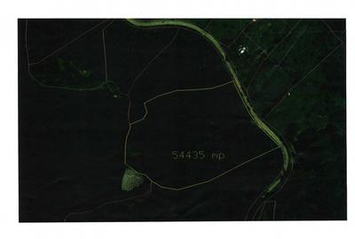 Teren cu ieșire la Lacul Izvorul Muntelui - plaja si vedere superbă - 1
