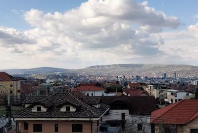 Casă individuală cu 21 camere în Bună Ziua