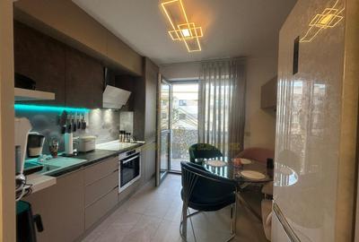 Apartament cu 3 camere semidecomandat, mobilat în Theodor Pallady