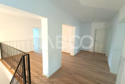 Casa 10 camere 390 mp utili - pe strada Calea Poplacii din Sibiu - 3
