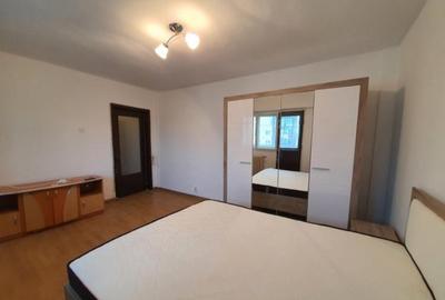 Calea Rahovei - Sebastian, garsoniera  renovata recent, mobilata, utilata - 1