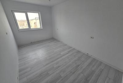 Langa Calea Timisoarei. Bucatarie inchisa. GRADINA PROPRIE. 2 Balcoane - 8