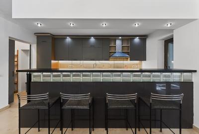 Proprietate deosebită ideala sediu, resedinta, apropiere Piata Victoriei - 1