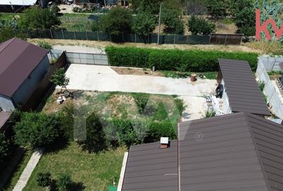 Teren Albesti,, deschidere 26 mp, intre case, imprejmuit- 340 mp - 4