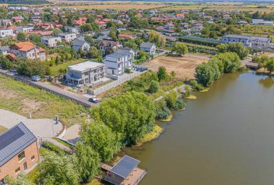 Teren  de  exceptie la malul lacului, acces asfaltat, toate utilitatile - 2