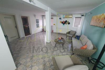 Casa + 5 apartamente + spatiu de inchiriat + parcari. Pretabil locuit + afacere - 17