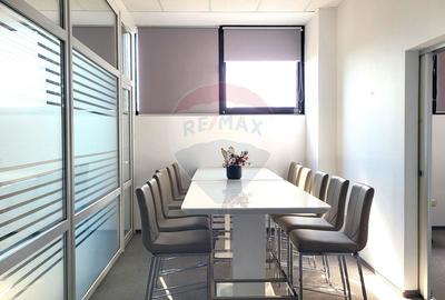 Spatiu birouri de inchiriat 205 - 240 mp Central Comision 0% - 5