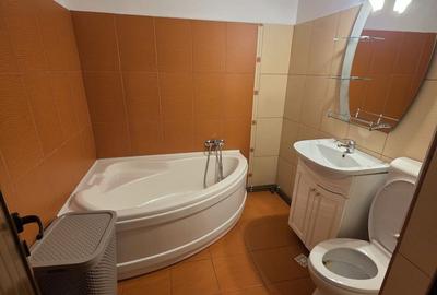 Apartament 3 camere de vânzare, et 3, zona Cina Rm Vâlcea - 3