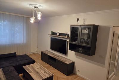 Apartament cu 3 camere decomandat, mobilat în Rahova