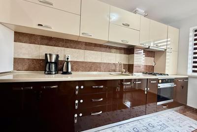 Apartament cu 2 camere decomandat, mobilat în Berceni