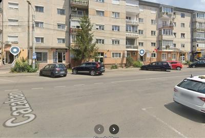 Spațiu comercial / Birou 80 mp | Parter cu vad excelent | str. Al. Cazaban - 3