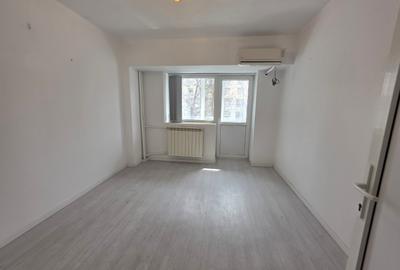 Apartament cu 2 camere decomandat în P-ța Alba Iulia