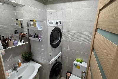 Gherghitei, vedere lac, 2020, 2 bai, mobilat/utilat/finisat MODERN, STB, parc - 11