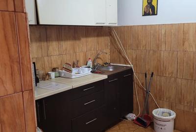 APARTAMENT 2 CAMERE DECOMANDAT CONFORT MAXIM ZONA POARTA 6 - 8