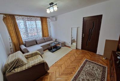 Apartament cu 2 camere semidecomandat în Tomis II