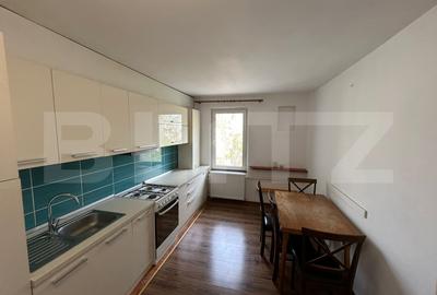 Apartament cu 3 camere decomandat, mobilat în Independenței