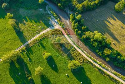 Teren intravilan 7.660 mp lângă Bran, panoramă 360°, comision 0% - 25
