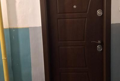 Apartament 3 camere zona centrala decomandat etajul 4/10. - 3