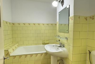Apartament 3 camere si 2 bai de vanzare, str. Tipografilor, Nord Bacau - 10