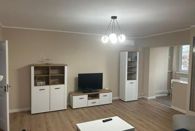 Apartament cu 2 camere decomandat în Tomis III