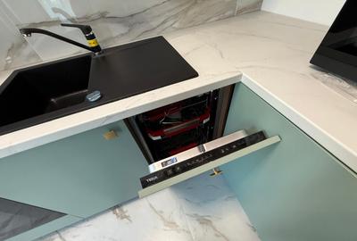 Unirii Metrou 700m - 8