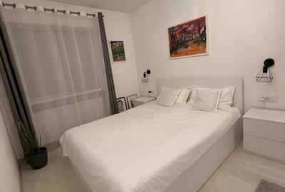 Apartament cu 2 camere semidecomandat, mobilat în Cetate