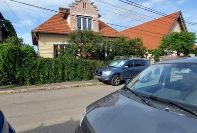 Casa din perioada interbelica la 3 minute de centru - 2
