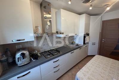 Apartament 3 camere complet renovat mobilat si utilat zona 1 Decembrie - 7