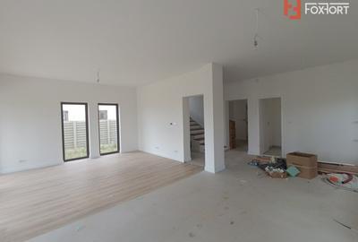Casa individuala cu 4 camere de vanzare in Mosnita Noua - 3