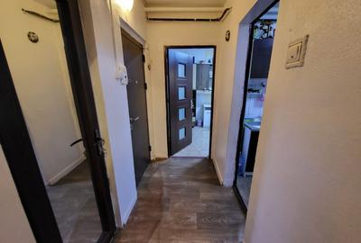 Apartament 3 camere, în Țiglina 3 - 3