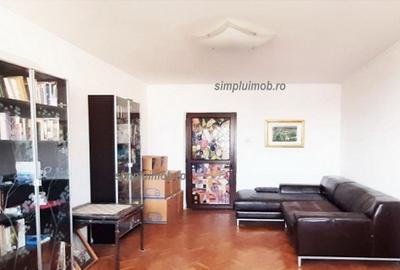 Apartament cu 3 camere decomandat, mobilat în Giurgiului
