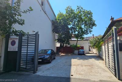 Proprietar , închiriez Spațiu de Birouri , Unirii -Budapesta, stradal , parcare - 14