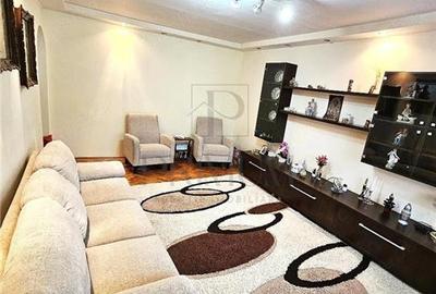 Apartament cu 3 camere decomandat în Soarelui