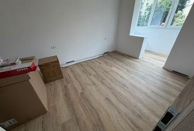 Apartament cu 3 camere decomandat în Dâmbovița