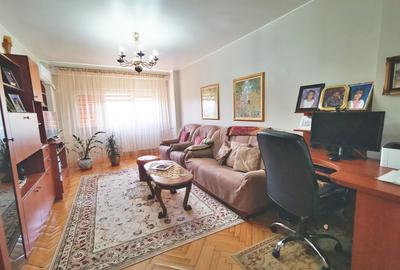 Vanzare Panduri 4cam, renovat 100 mp, boxa si parcare ADP zona 13 Septembrie - 11