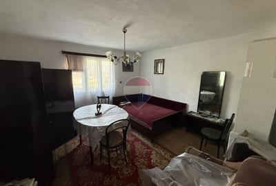 Casă de vânzare cu 6 camere in Câmpulung  - zona Sud - 7
