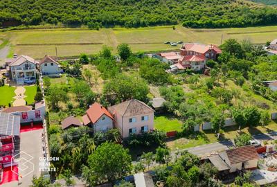 Casa din caramida, P+E, in Siria, teren 1878 mp, comision 0% - 40