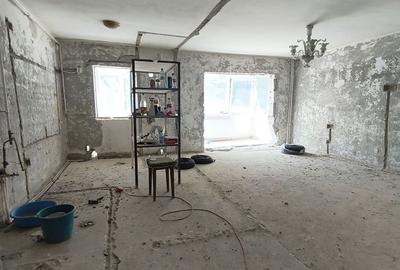 Apartament Anda 3 camere dec cu 2 bai, etaj 1, bloc 1981, Profi. - 2