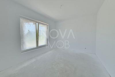 Casa tip duplex, la alb - Sura Mica - COMISION 0 - 12