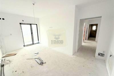 Apartament cu 3 camere semidecomandat în Șelimbăr