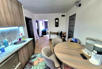 Ap decomandat 4 camere , 2 bai si 2 balcoane-zona Colentina bloc 1986 - 1