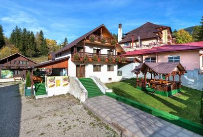 Complex turistic de vânzare, chiar în centrul stațiunii Durău. - 1