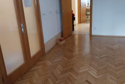 Apartament 4 camere, zona Piata Muncii - 1