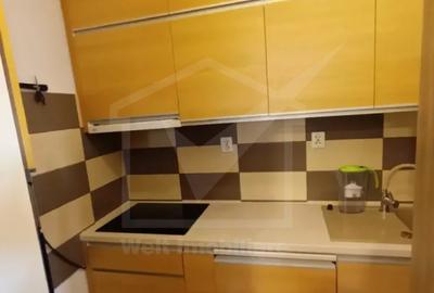 Apartament de 3 camere, situat în zona Centru/Traian - 7