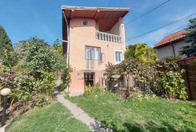 Casă individuală cu 3 camere în Grigorescu